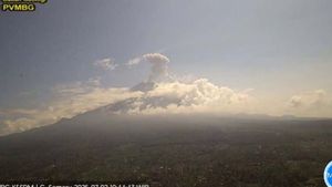 Gunung Semeru Kembali Erupsi Rabu Siang