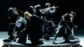 誰かがあなたの人生を変える勇敢な若い魂を示す