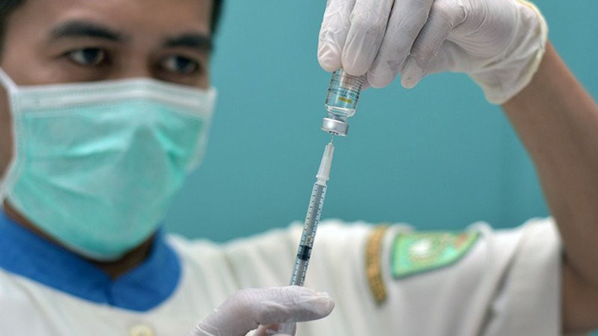 9 705 Citoyens Du Nord De Sumatra Participent à La Vaccination COVID-19 Merdeka Polri