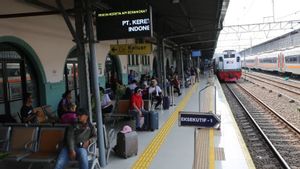 Akses Ditutup, 12 KA Jarak Jauh dari Pasar Senen Dialihkan Berhenti di Jatinegara