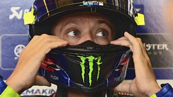 Valentino Rossi Fait Ses Débuts Avec Petronas Yamaha SRT Team En MotoGP 2021