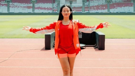 Yura Yunita Appears At GBK After The Indonesia Vs Saudi Arabia National Team Match