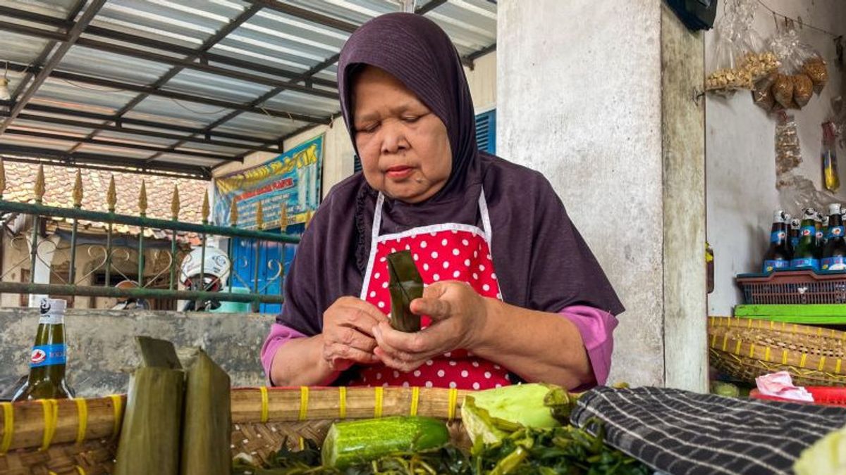 Rujak Khas Cirebon envoie Asa Machmudah au Saint-Siège