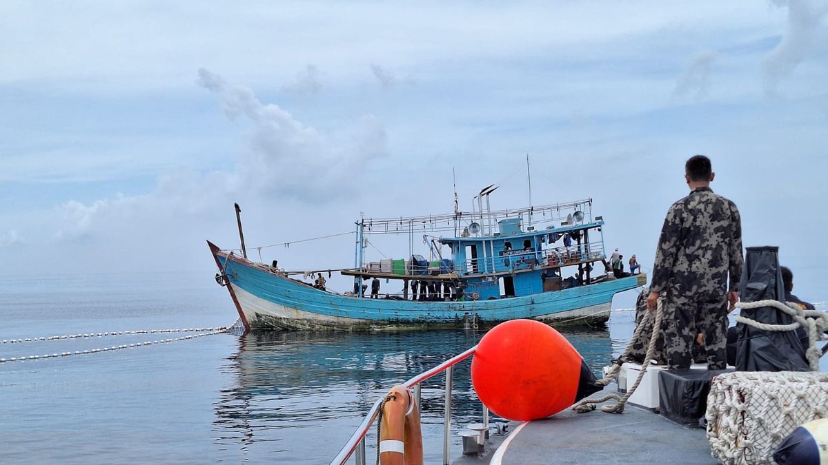 違法漁業、KKPがスラウェシ海域でフィリピン船籍の漁船を捕獲
