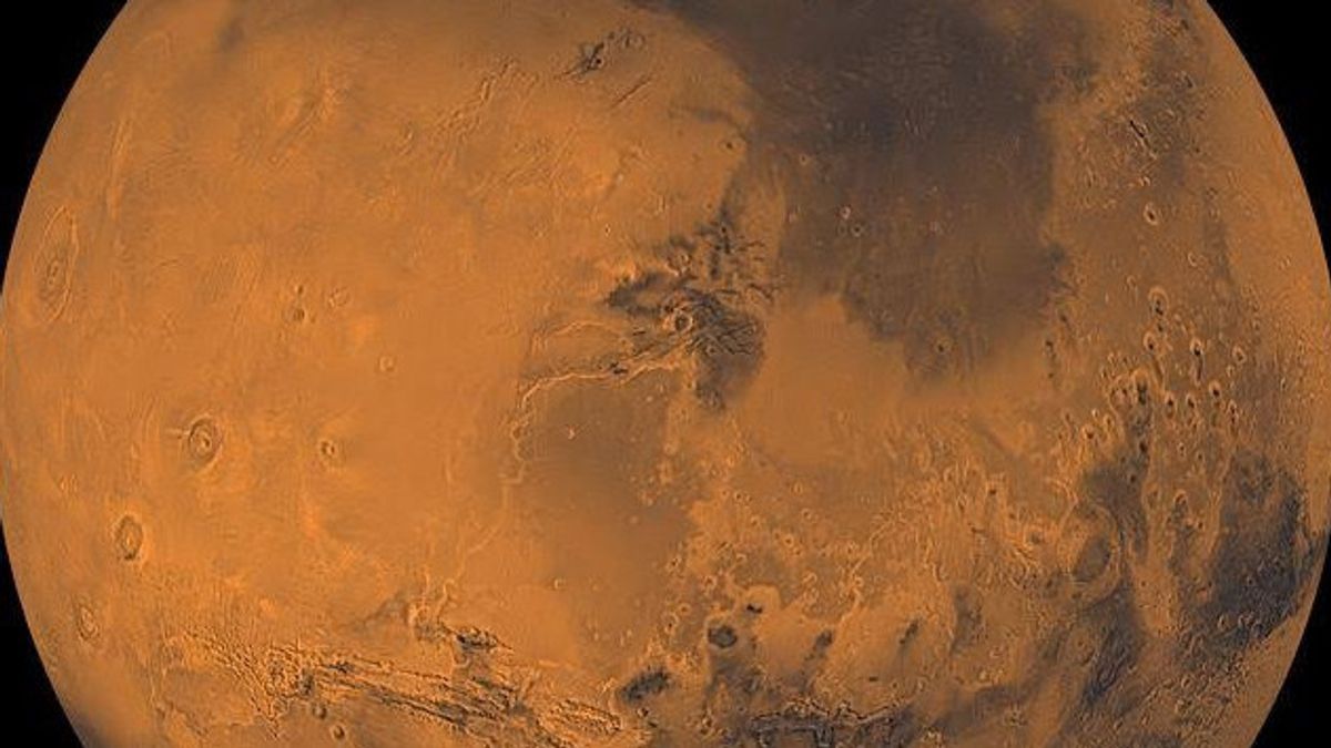 Chinese Explorers Successfully Find Evidence Of Water On Mars' Small Sand Hill