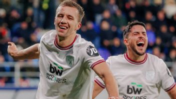 Last Minute Goal Victory, West Ham United Qualified For Europa League Knockout Round