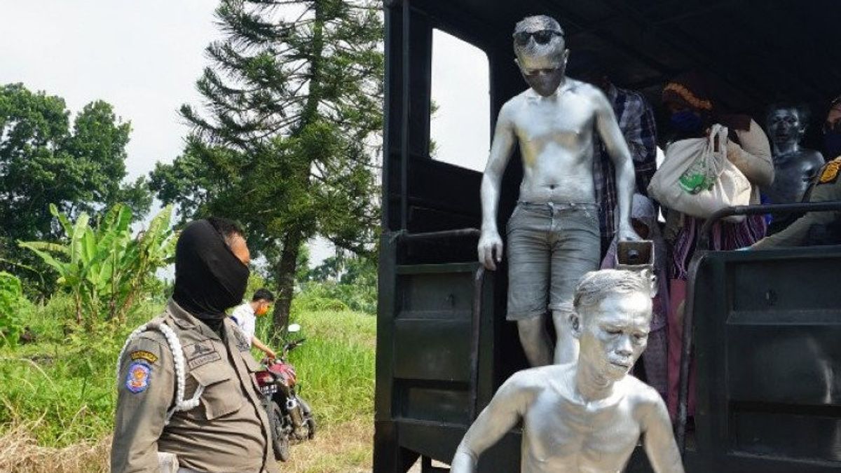 Dinsos Jakarta Amankan 328 Gelandangan hingga Manusia Silver Selama Lima Bulan