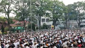 Pemkot Bukittinggi Kembali Perbolehkan Shalat Berjamaah di Lapangan Kantin Wirabraja