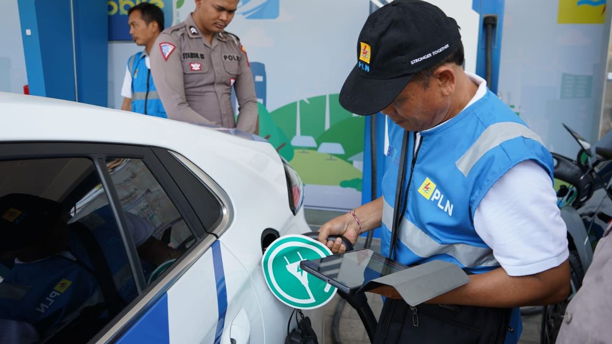 PLN préparera 52 stations de recharge pour des centaines de véhicules électriques lors du 10e sommet de WWF