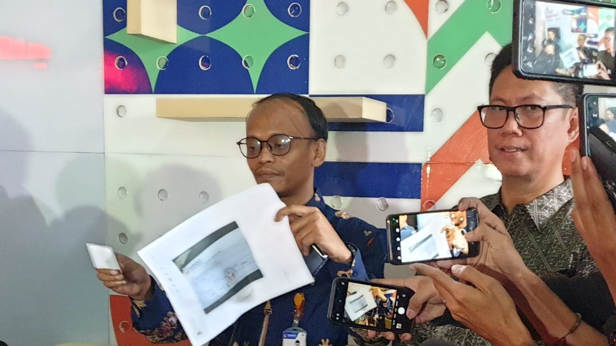 Uya Kuya et Pasha Ungu fournissent des clarifications à Bawaslu Jakpus Buntut Gibran pour le lait pendant le CFD