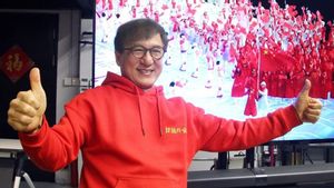 Jackie Chan Nangis Bareng 'Anak' di <i>Ride On</i>, Tuai Kritik Telantar Anak Kandung