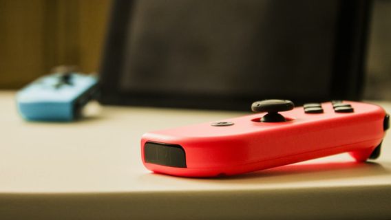 Steam增加了对Nintendo Joy-Con控制器的支持，以下是使用它们的方法