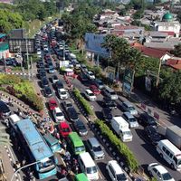 Polres Bogor Terapkan One Way Situasional di Jalur Puncak