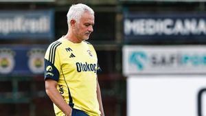 Presiden Fenerbahce soal Pemecatan Mourinho: Kami Ingin Bermain Lebih Baik