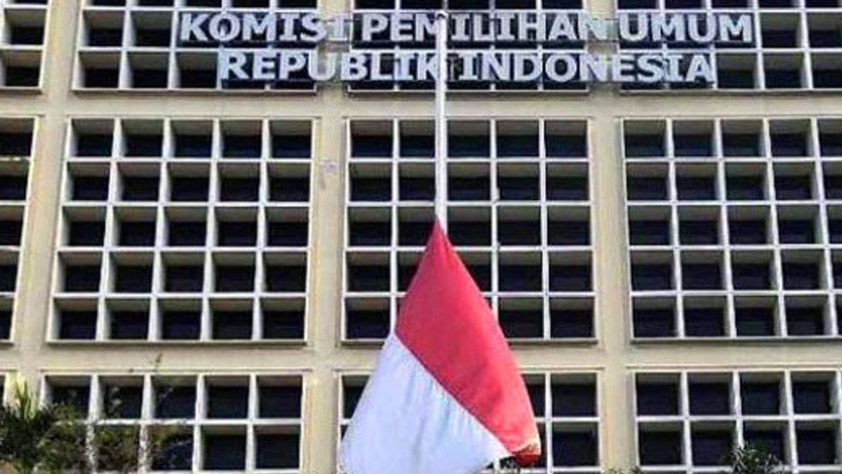 اجعل مقترحي تأجيل الانتخابات يرجى الاطلاع على نتائج استطلاع LSI Denny JA: يرفض الناس تضمين مجموعات راضية عن Jokowi