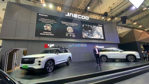 JAECOO Indonesia Umumkan Harga Resmi J7 SHS dan J7 AWD di GIIAS 2025
