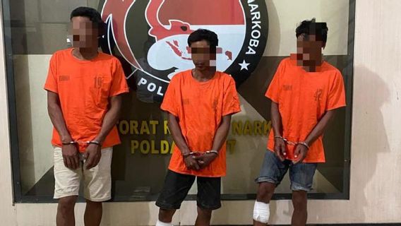North Sumatra Police Arrest Courier Of 25 Kilograms Of Shabu From Malaysia, Foot 3 Perpetrators Shot