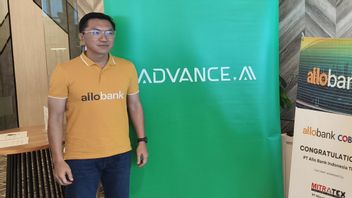 アロ銀行の元取締役は、業務が中断されていないことを確認します