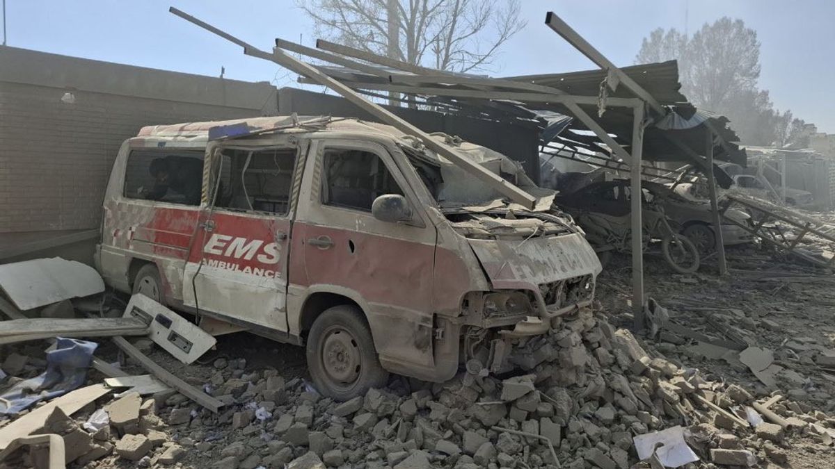 Serangan AS-Israel ke Iran Hancurkan 94 Ambulans