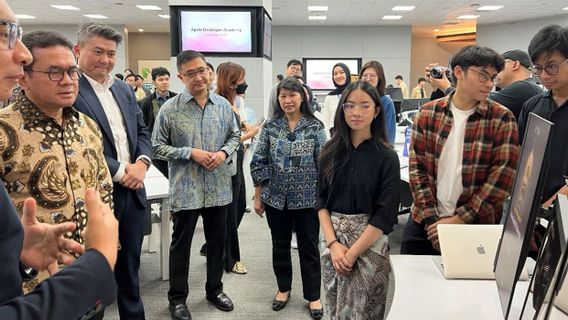 Apple Developer At BINUS Graduates 1,155 Students With Achievements