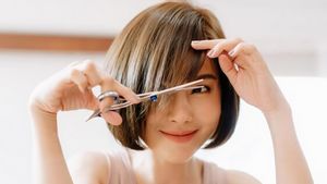Potongan Poni Sesuai Jenis Rambut, Cek 6 Rekomendasinya untuk Tampil Bergaya