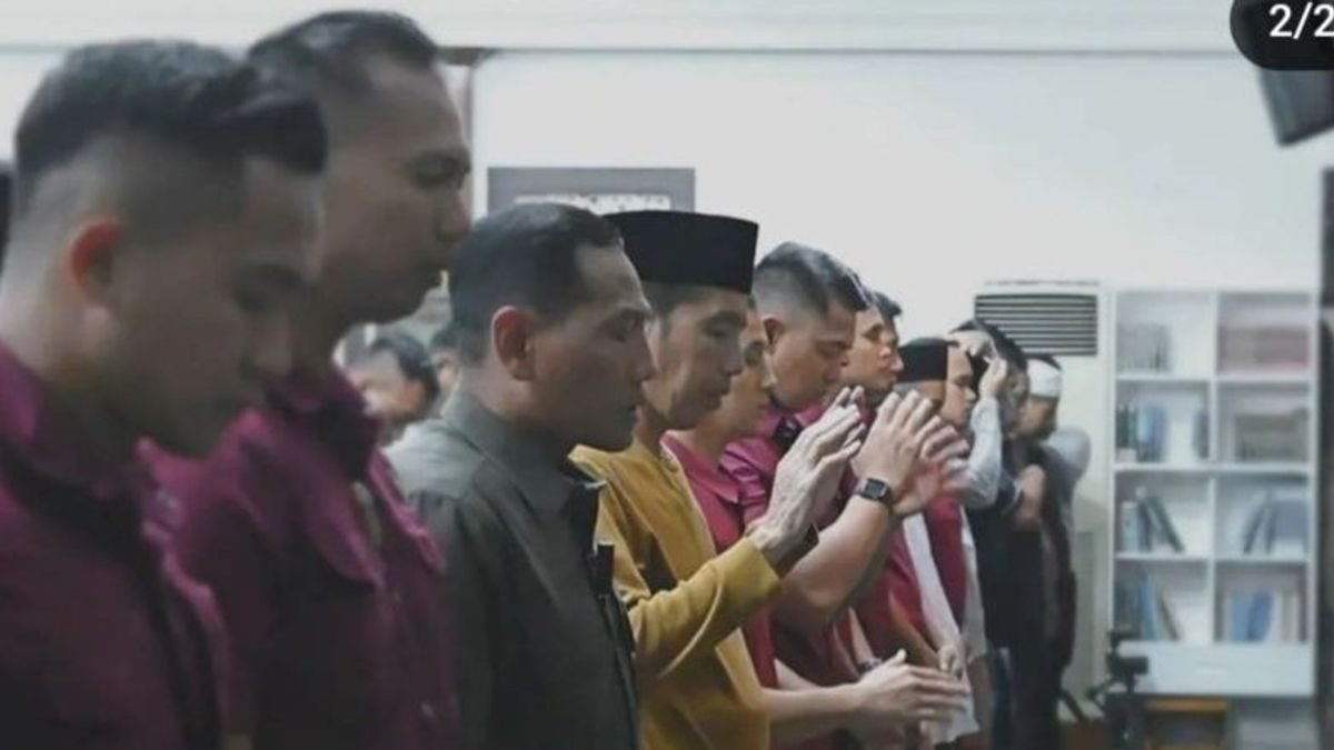 La deuxième nuit du Ramadan, Jokowi sera salat de Tarawih au palais de Bogor