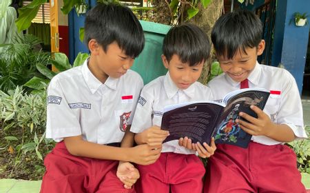 Luncurkan Buku Cerita Anak Khatulistiwa, KGSB Kuatkan Pendidikan Berbasis Literasi