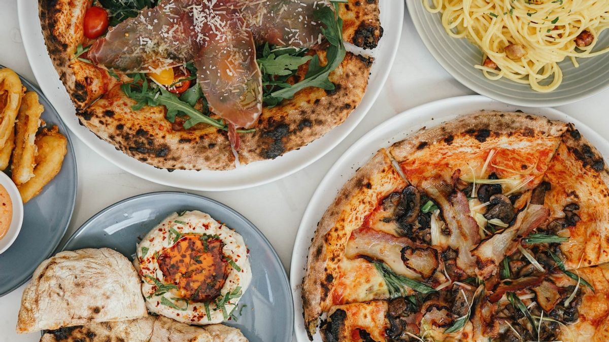 Tradisi Neapolitan, Sensasi Pizza yang Dibakar dengan Kayu Kini Hadir di Bali