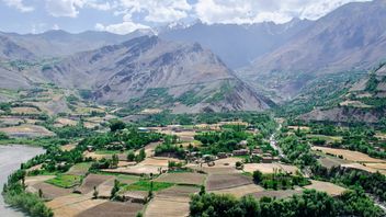 Flash Floods In Afghanistan Killed 21 People From Two Families While PICKnik Climbed The Mountain