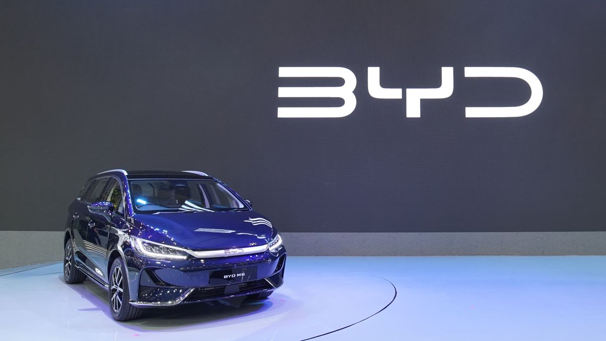 ظهرت لأول مرة في GIIAS 2024 ، إدخال المواصفات الكاملة ل BYD M6