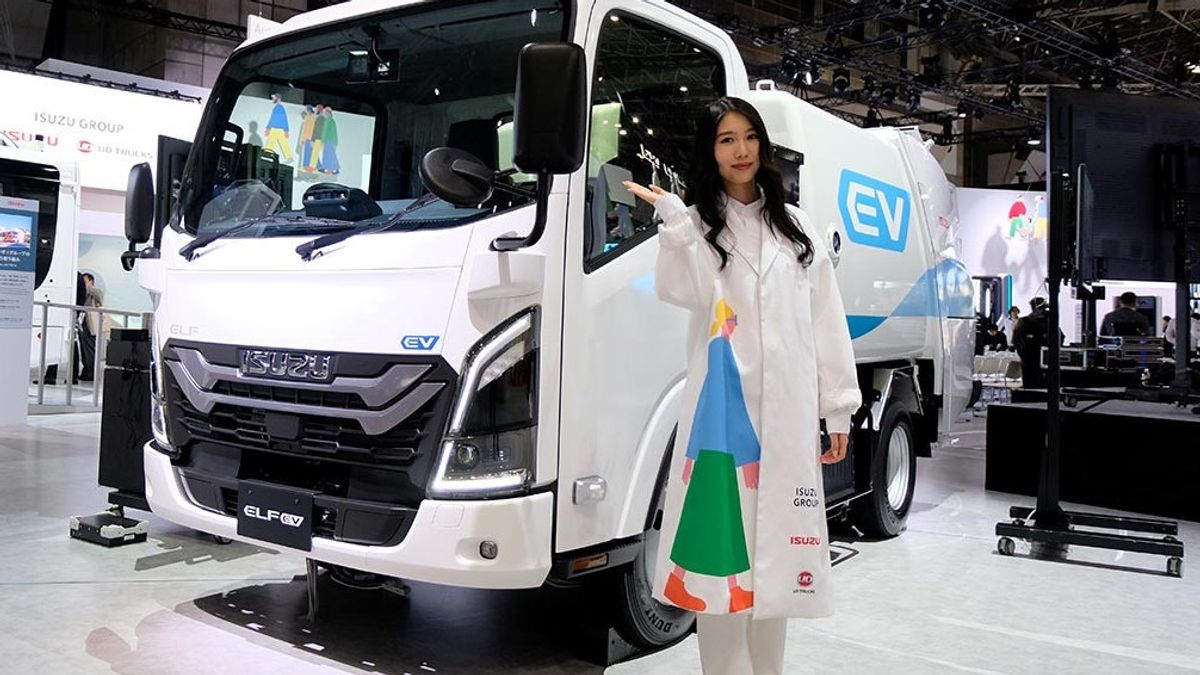 zouj : Isuzu montre les innovations du futur au Japon de la mobilité, il y a Premier World à bus autonomes