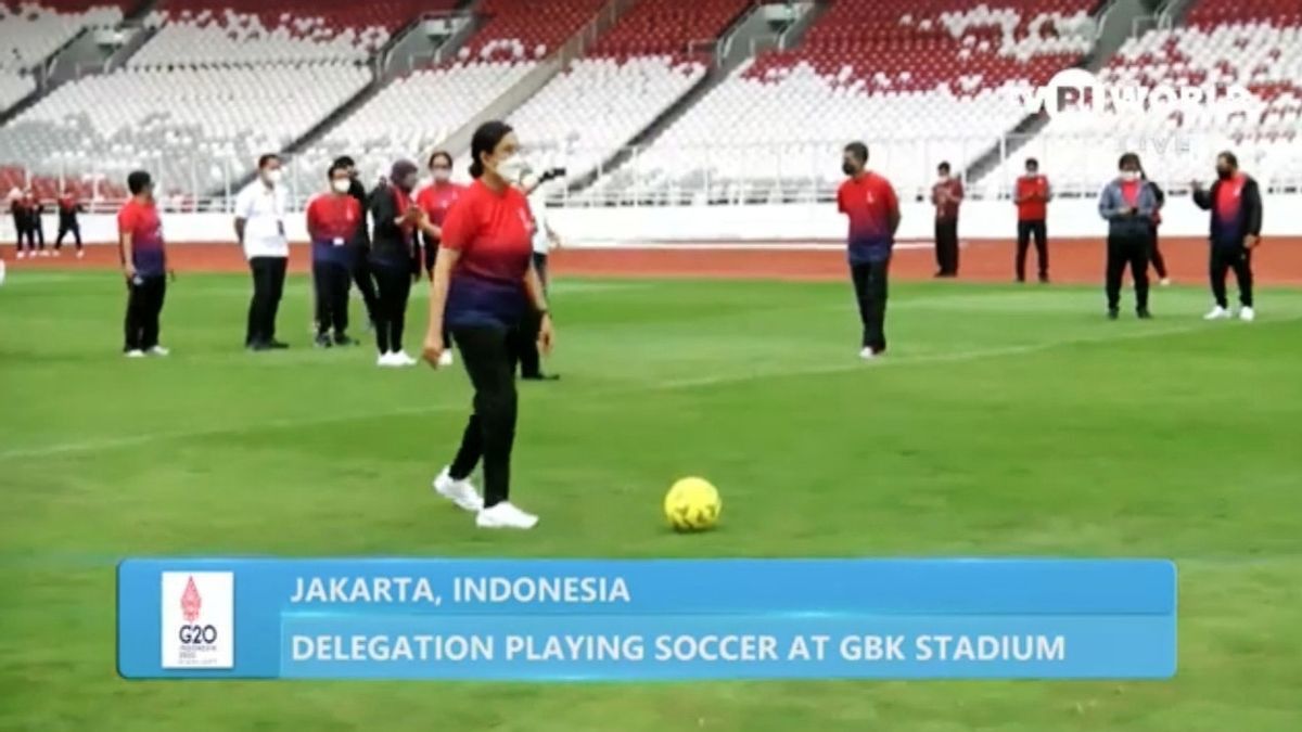 Delegasi G20 Olahraga Bersama di Gelora Bung Karno, Sri Mulyani Ajak Main Bola 