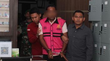 Directeur général de la BUMD, suspecté de corruption dans l'huile de palme, arrêté par le procureur de l'est de l'Aceh