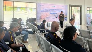 Labor Day, Pelindo Facilitates Free Health Checks For 213 TKBM In Kupang