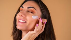 Perlindungan Sinar Matahari dengan Sunscreen Jadi Faktor Penentu Keberhasilan Terapi Melasma
