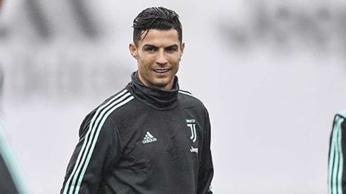 Tak Ada Masalah Antara Ronaldo dan Sarri, Juventus Baik-Baik Saja