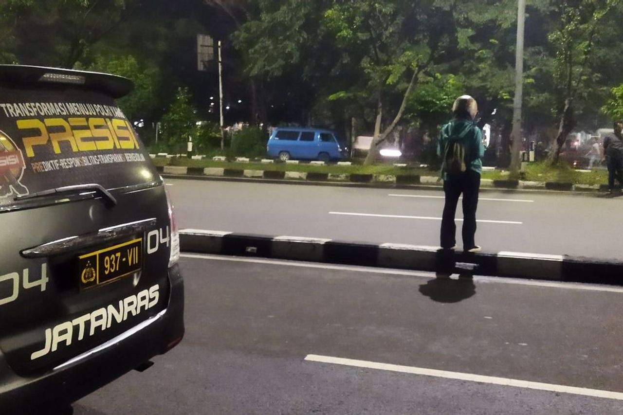 望加锡居民Jaktim Harap 警察 常规巡逻 防止青少年斗殴