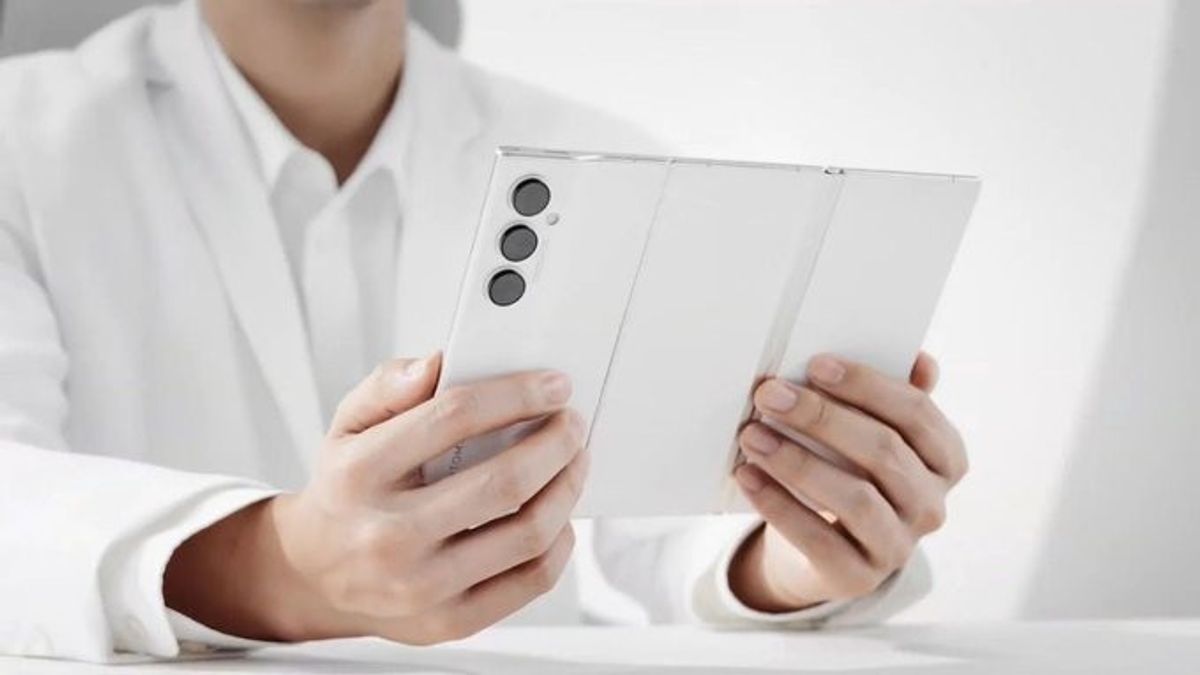 Samsung Siap Produksi Massal Layar Ponsel Tri-Fold Mulai Bulan Depan