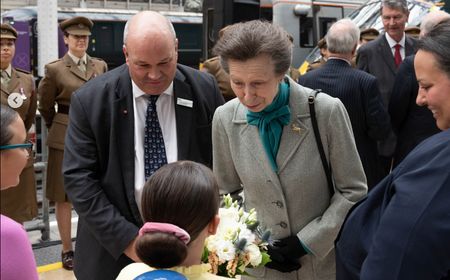 Putri Anne Adik Raja Charles III Dirawat di RS Usai Insiden Saat Berjalan dekat Kuda di Gatcombe Park