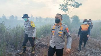 Polresta Palangka Raya Pasang Garis Polisi dan Terjunkan 25 Personel Tangani Karhutla