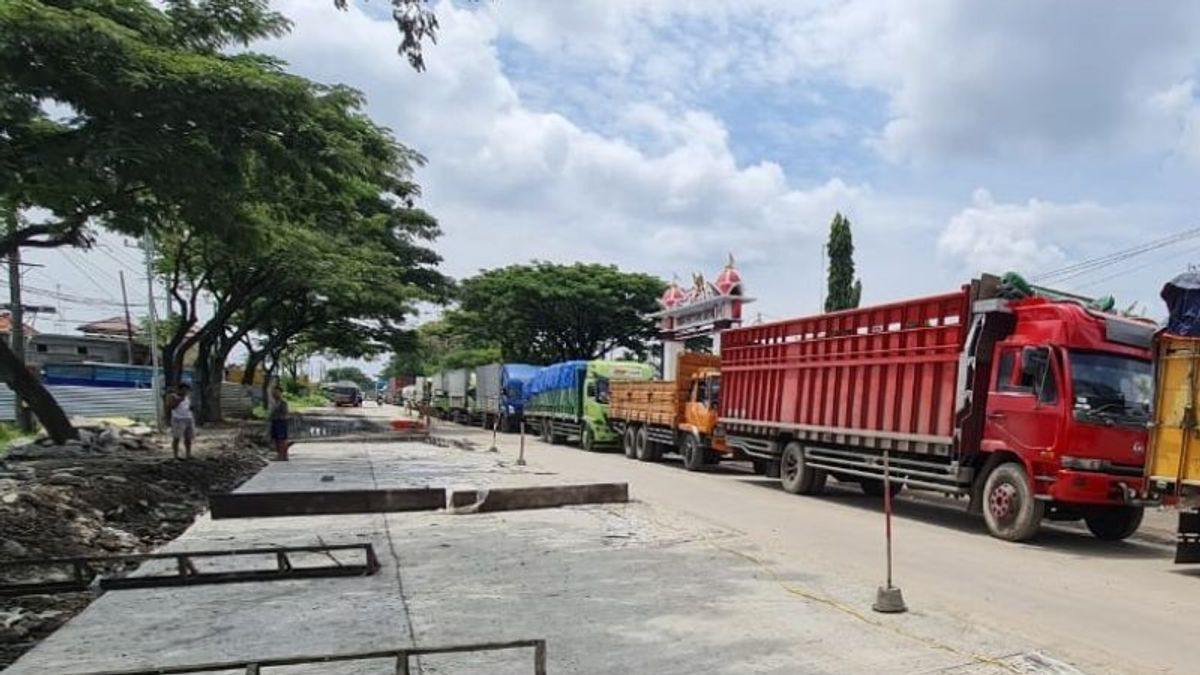 Jalan Pantura Pati-Surabaya Damaged, Improved Dikebut Target Kelar D-10 Lebaran 2023