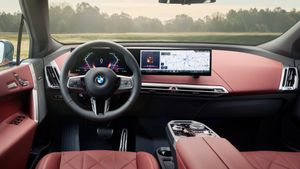 BMW Perkenalkan iX Facelift dengan Performa dan Jarak Tempuh Lebih Impresif