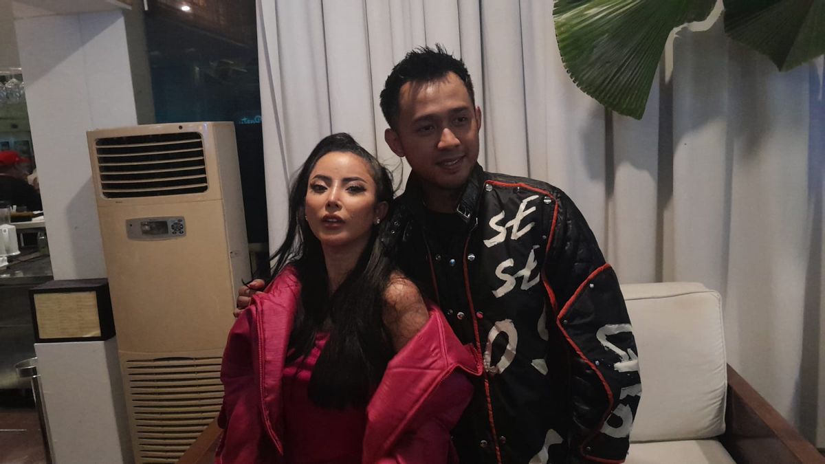 Celebrate Lover's Birthday, Ayu Aulia Wants Her Relationship To Continue To The Wedding