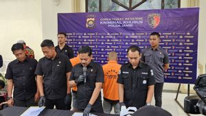 Polda Jambi Tangkap 2 Sopir Truk Pengangkut 32 Ton Solar Ilegal