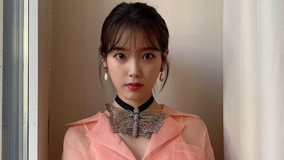 IU Kolaborasi dengan Suga BTS untuk <i>Comeback</i> Mei