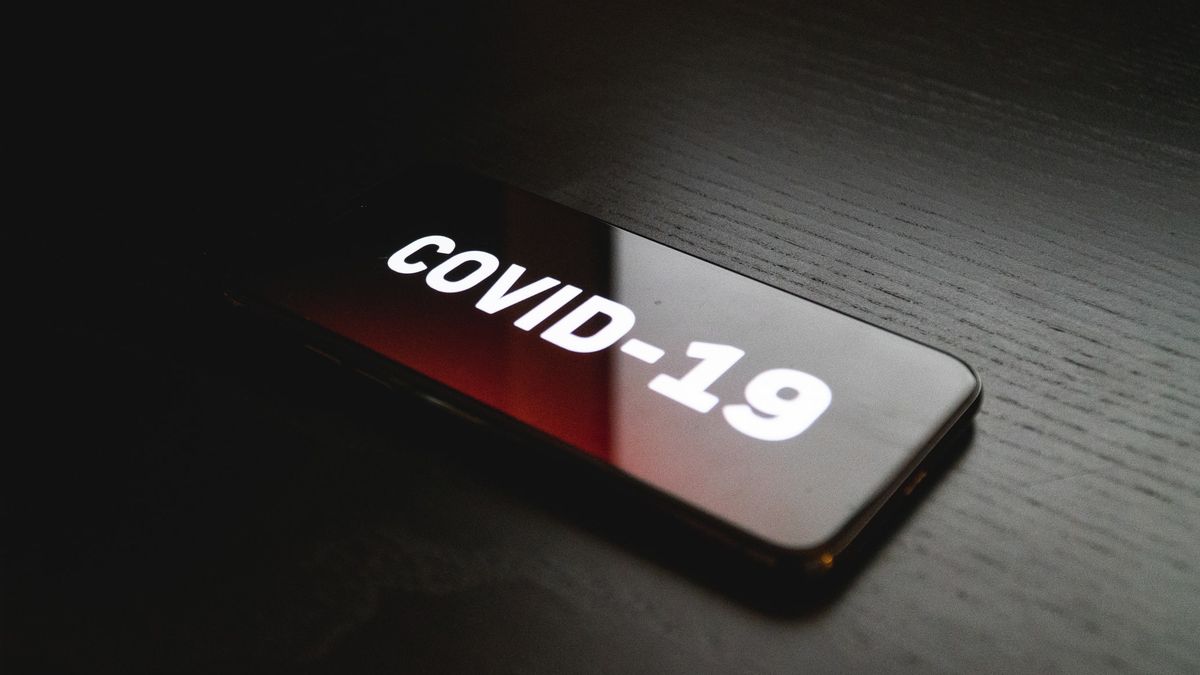 منع انتقال COVID-19 ، فرقة العمل تطلب من الناس عدم الاتصال الجسدي