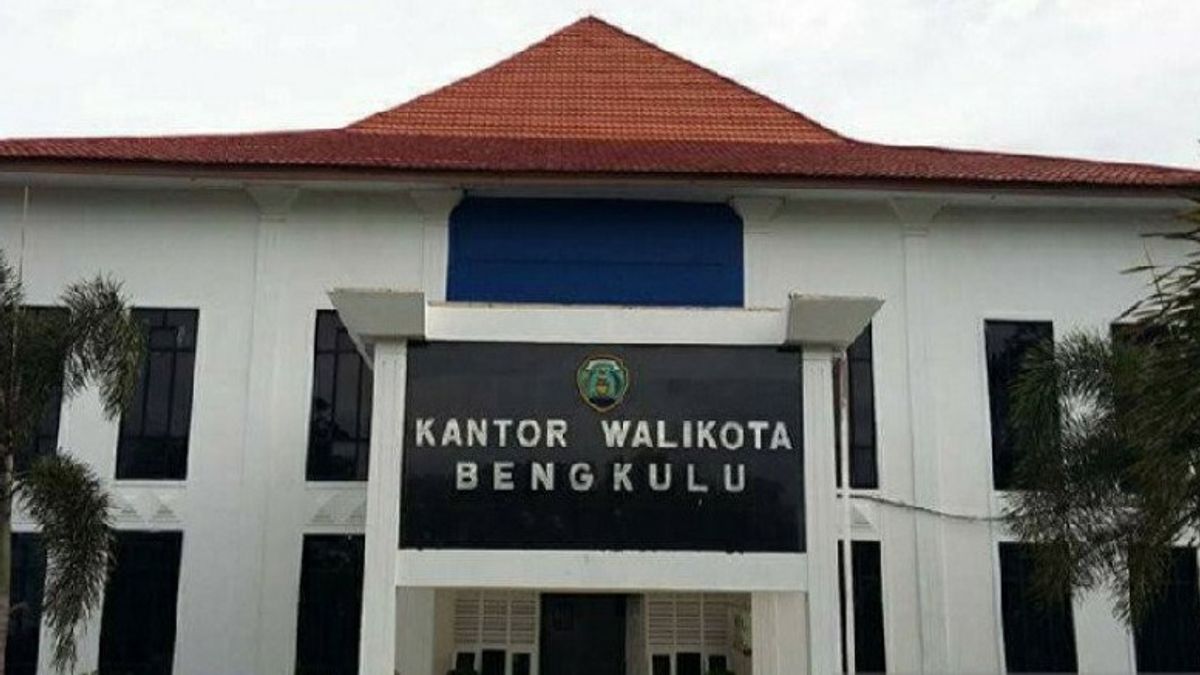 Man Arrested After Allegedly Being Drunk With Woman, Head of Population and Civil Registration Service Bengkulu Fired