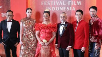 FFI 2023红地毯上印尼艺术家的10幅肖像,面向优雅而豪华,各自的特殊特征