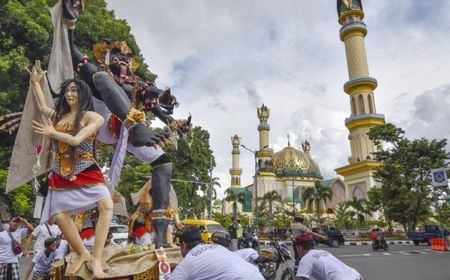 811 Aparat Disebar ke 100 Titik Amankan Pawai Ogoh-ogoh Sambut Nyepi di Mataram NTB