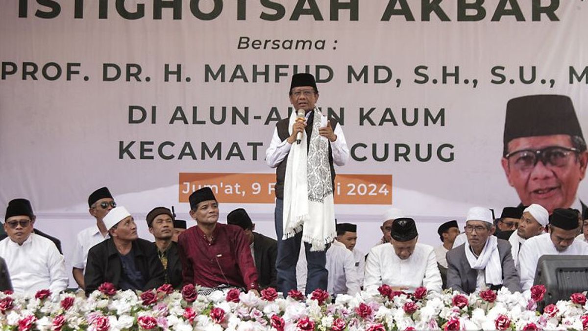 マフフッド:インドネシアを指導者の正当性から遠ざける